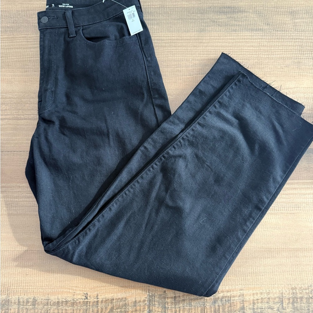 SOLD on cp - NWT Old Navy Women’s High Rise “Wow Loose” Black Jeans - Size 12